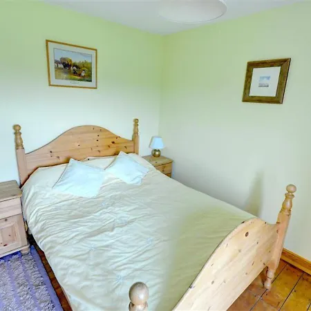 Hole In The Ellers Holiday home